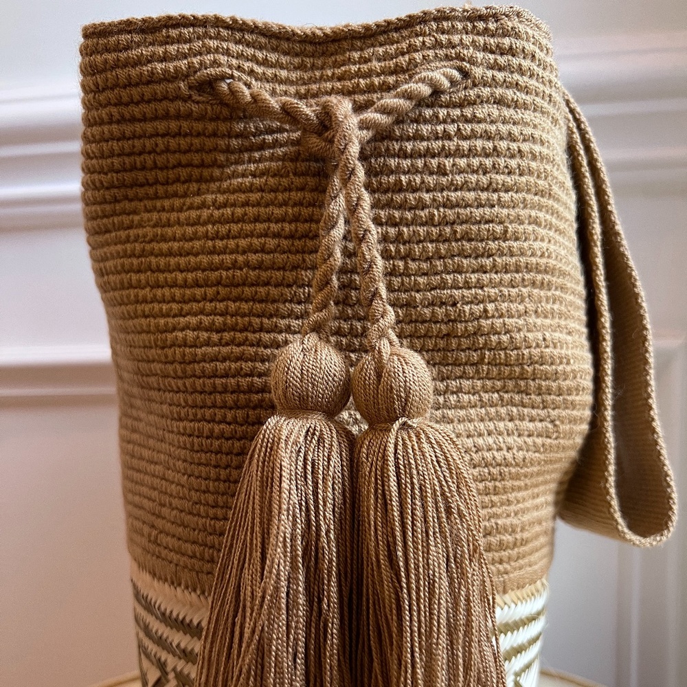 ARYA Handwoven Wayuu Bag